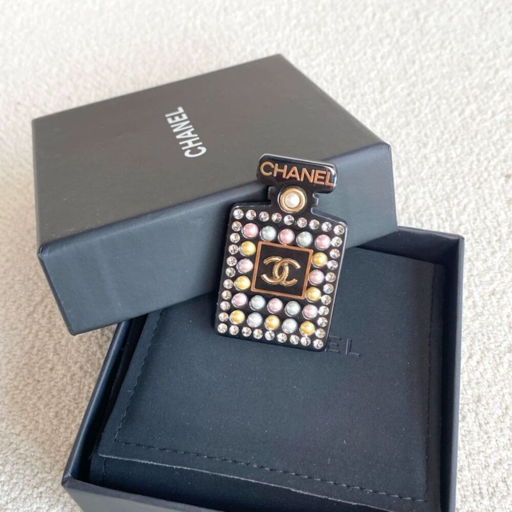 Chanel Women Pre-Loved Bag Very Good Condition